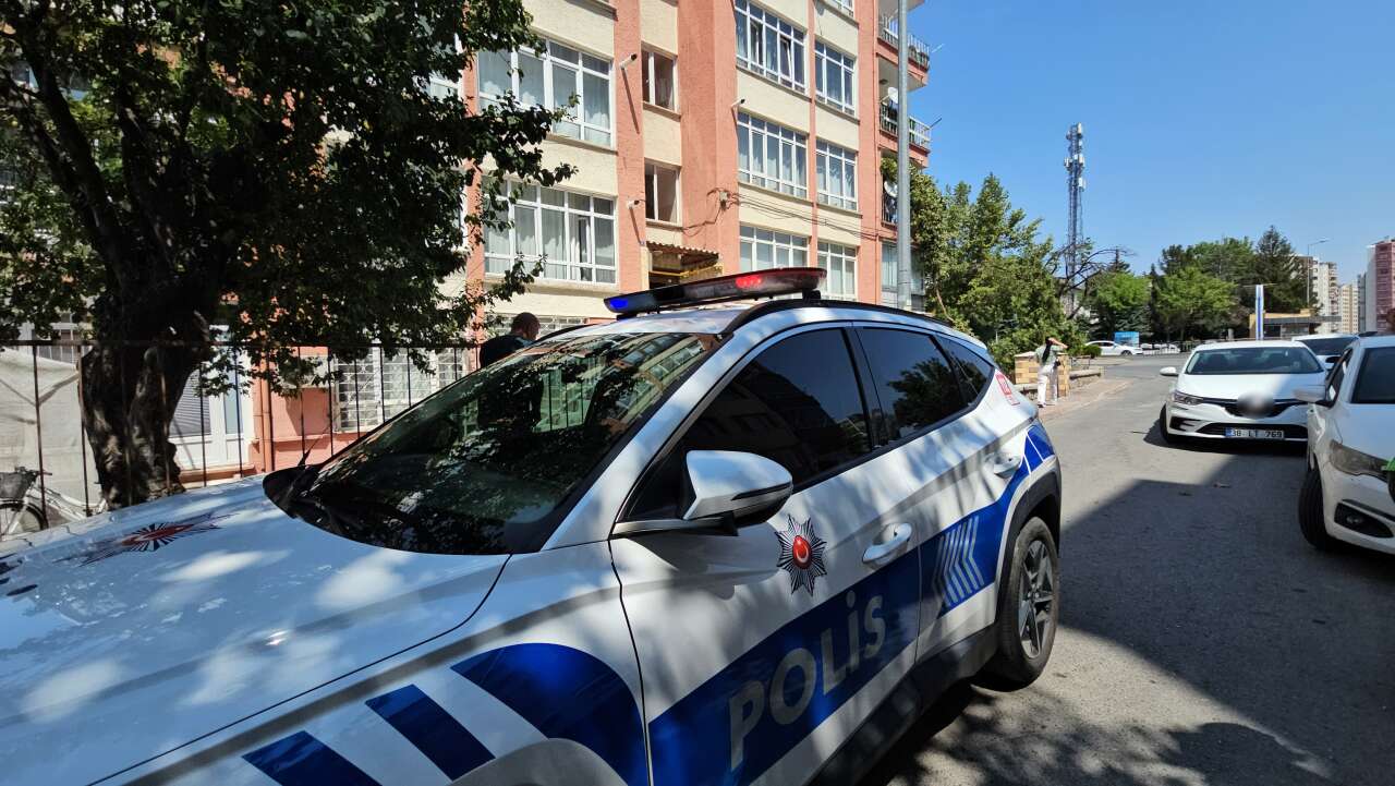 Konya’dan 300 kilometre gitti, geceyi kapısında geçirdi! Sabah saldırdı 5